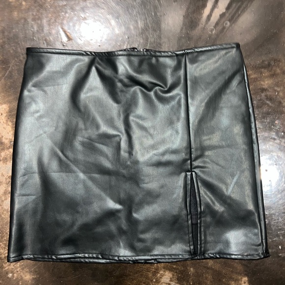Fashion Nova Sleek Black Leather Skirt - Picture 2 of 4
